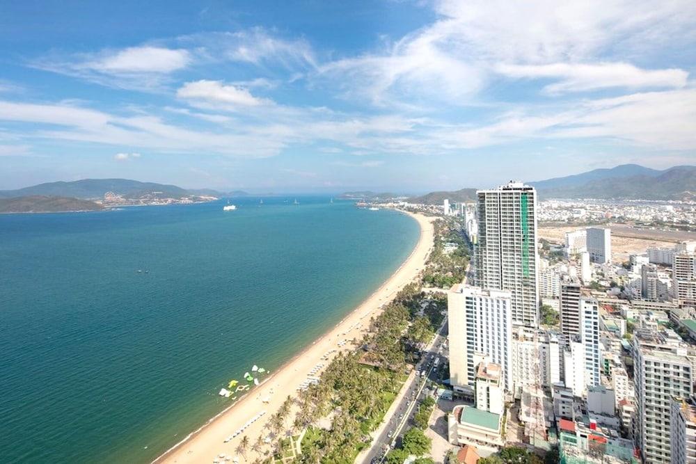 Oressund Hotel Нячанг Экстерьер фото