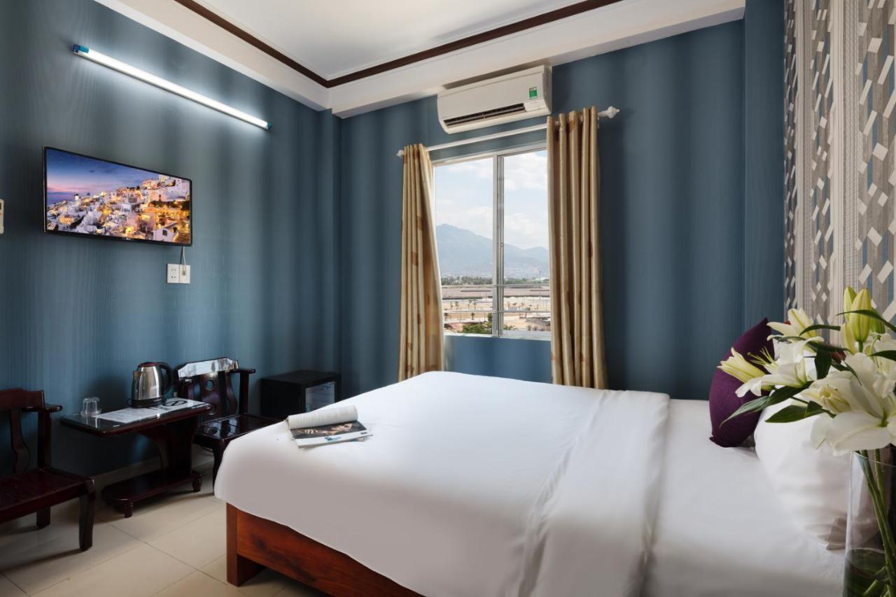 Oressund Hotel Нячанг Экстерьер фото